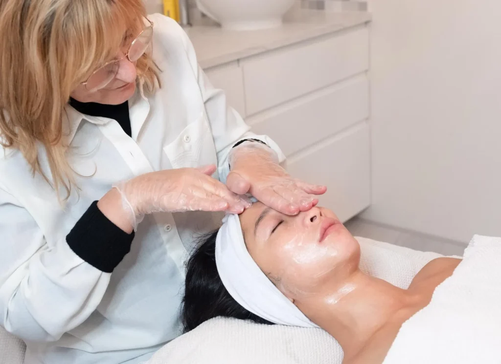 Collagen Booster Massage in Den Haag at ASPA